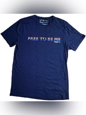 🌺Short Sleeve Graphic Tee - 'Free To Be Me' - size Large unisex